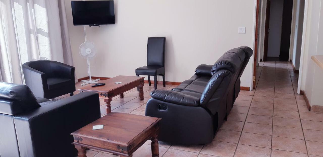 Getaway Self-Catering Tyger Valley Durbanville Extérieur photo